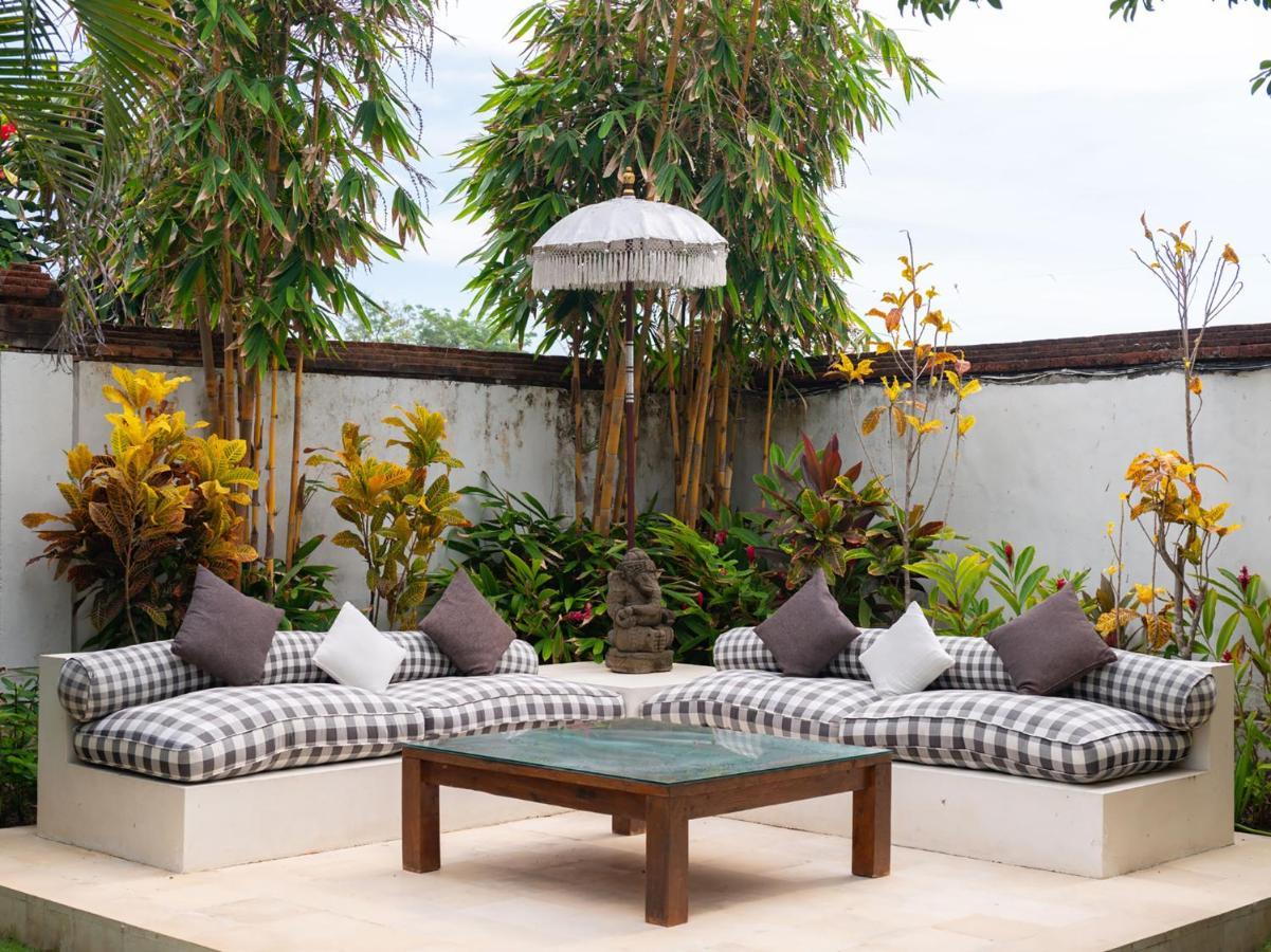 Majapahit Beach Villas By Nakula Ketewel Kültér fotó