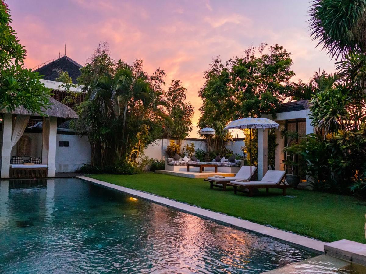 Majapahit Beach Villas By Nakula Ketewel Kültér fotó